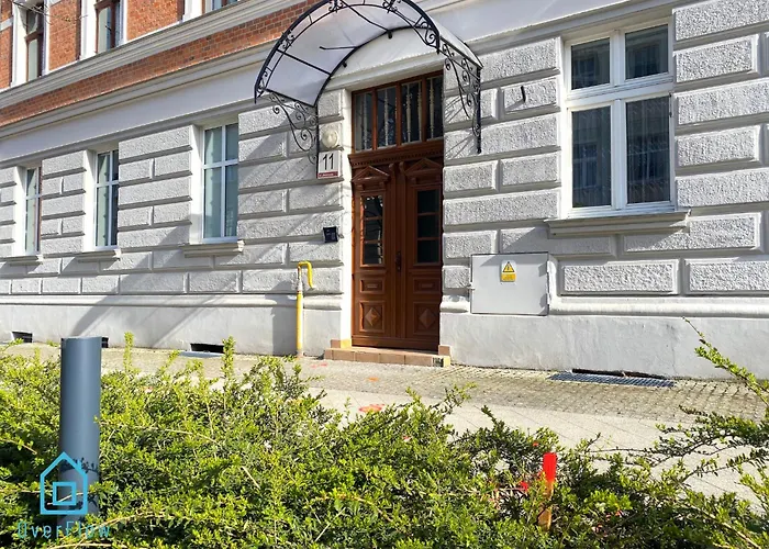 ホームステイ Pink Lady - 15 Minutes To Old Town & Sea *